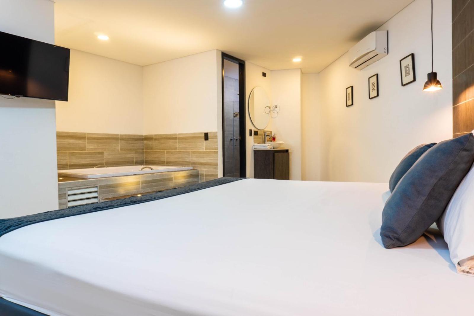 California Center Hotel Medellin
