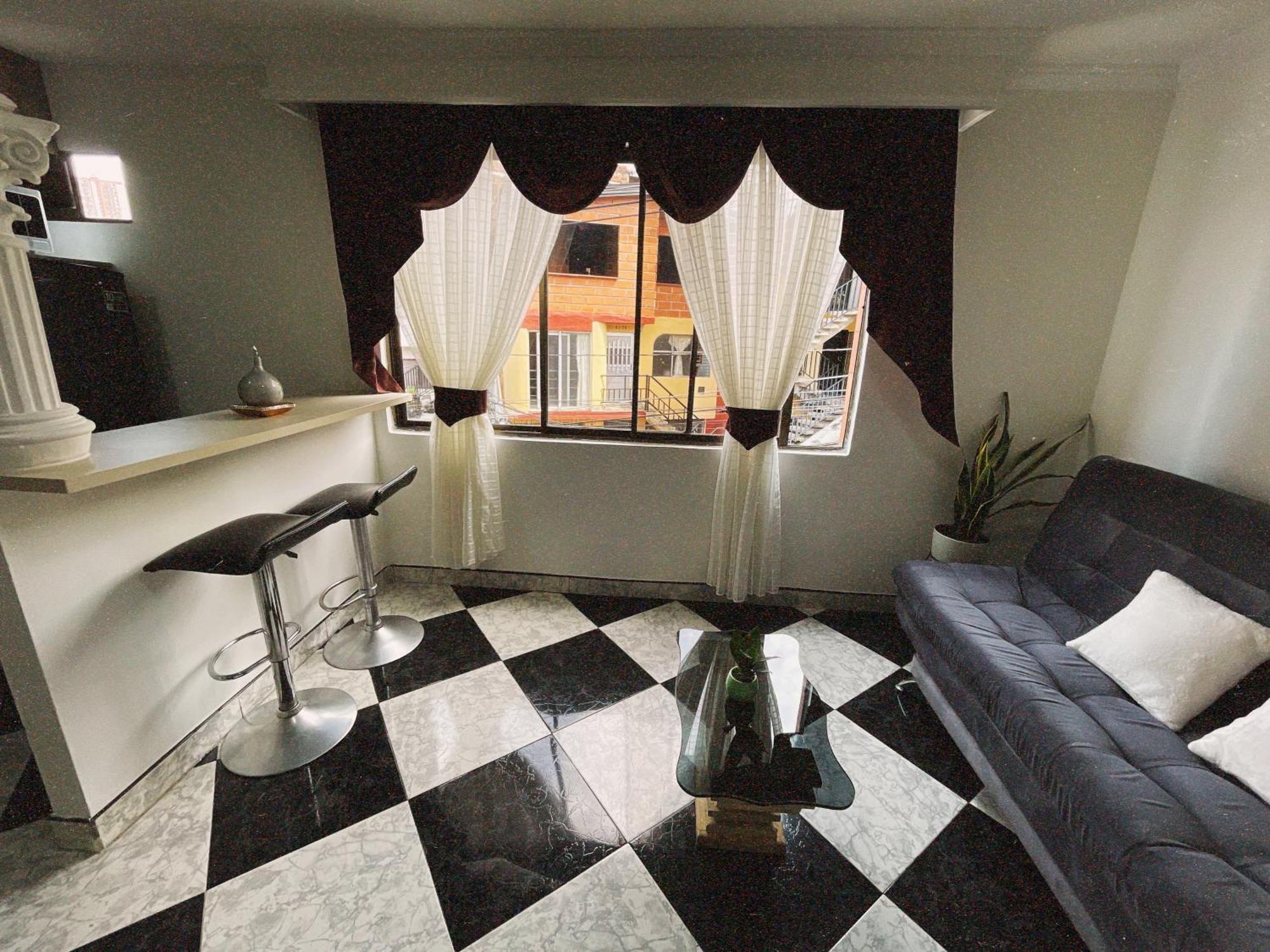Vacacional, Casa Ideal Cerca A Zona Turistica * Medellin