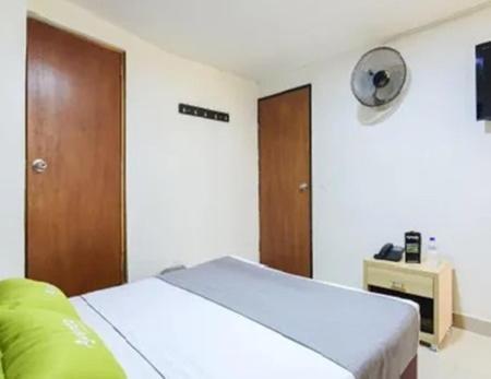 Colombia Avenida 3*