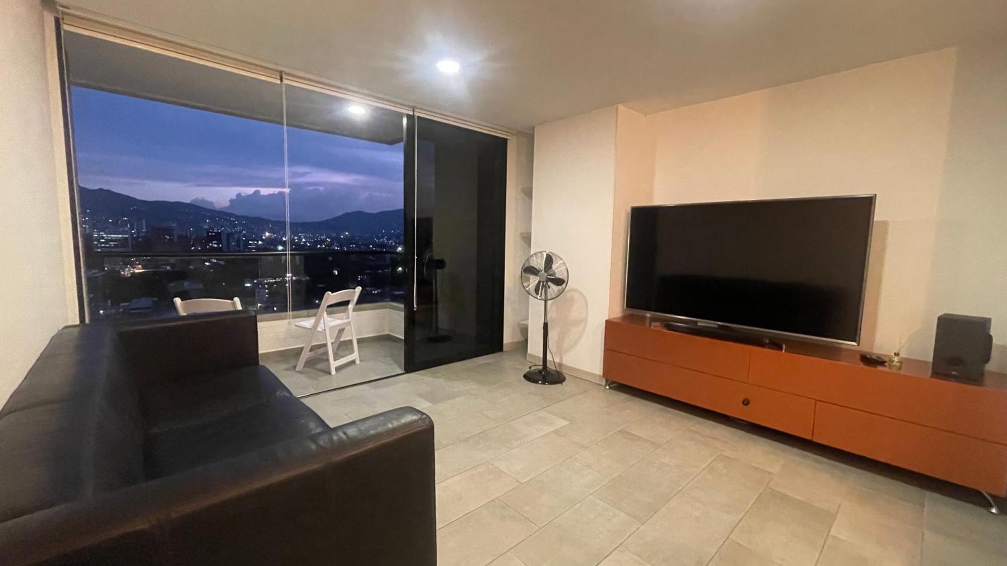 Minimalist Design With Amazing View In Poblado *