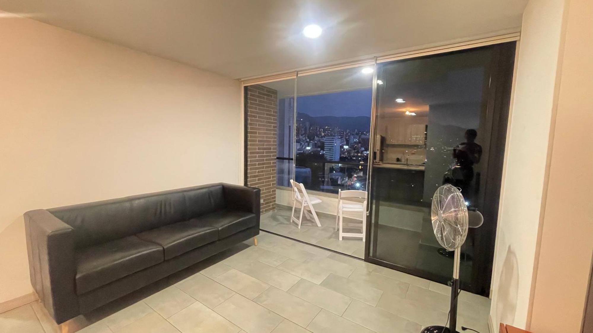 Apartment Minimalist Design With Amazing View In Poblado *