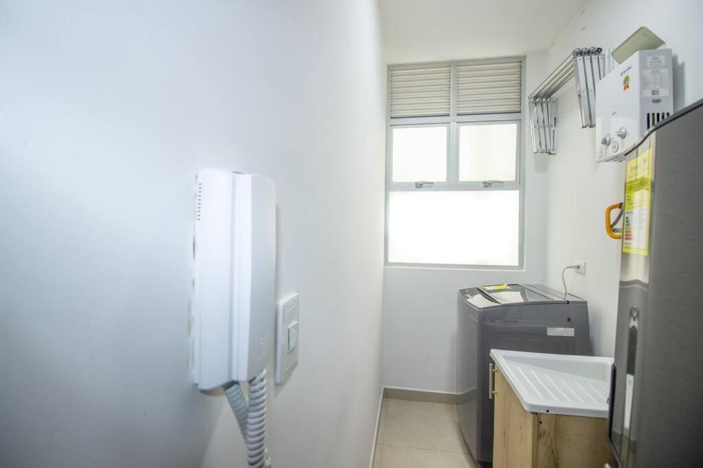 A 3 Cuadras Del Estadio Atanasio Girardot 402 Apartment *