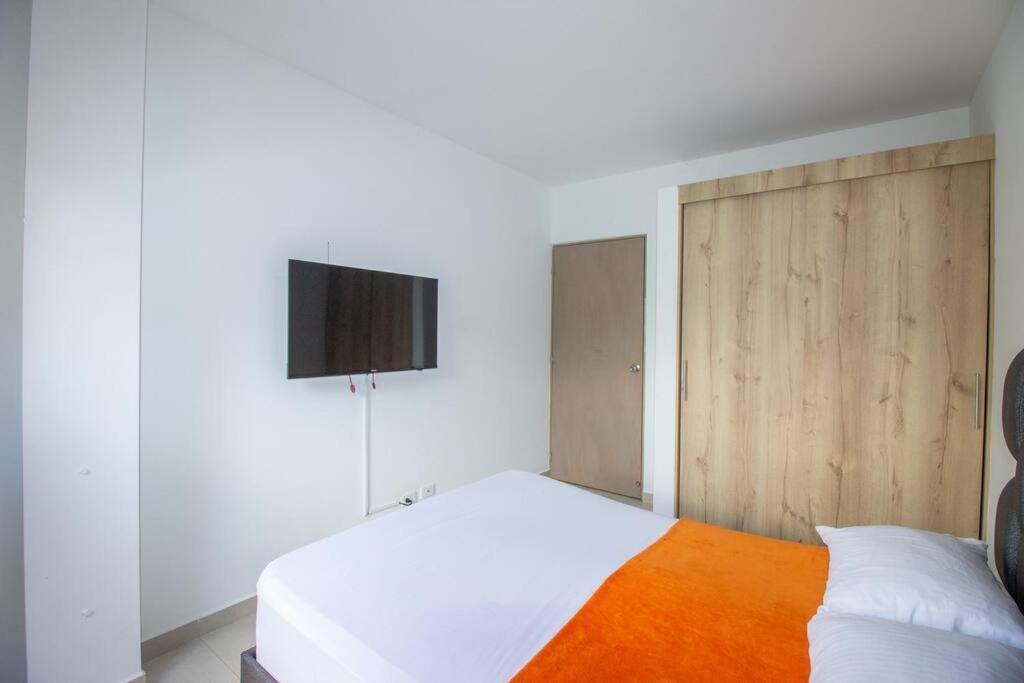 Apartment A 3 Cuadras Del Estadio Atanasio Girardot 402