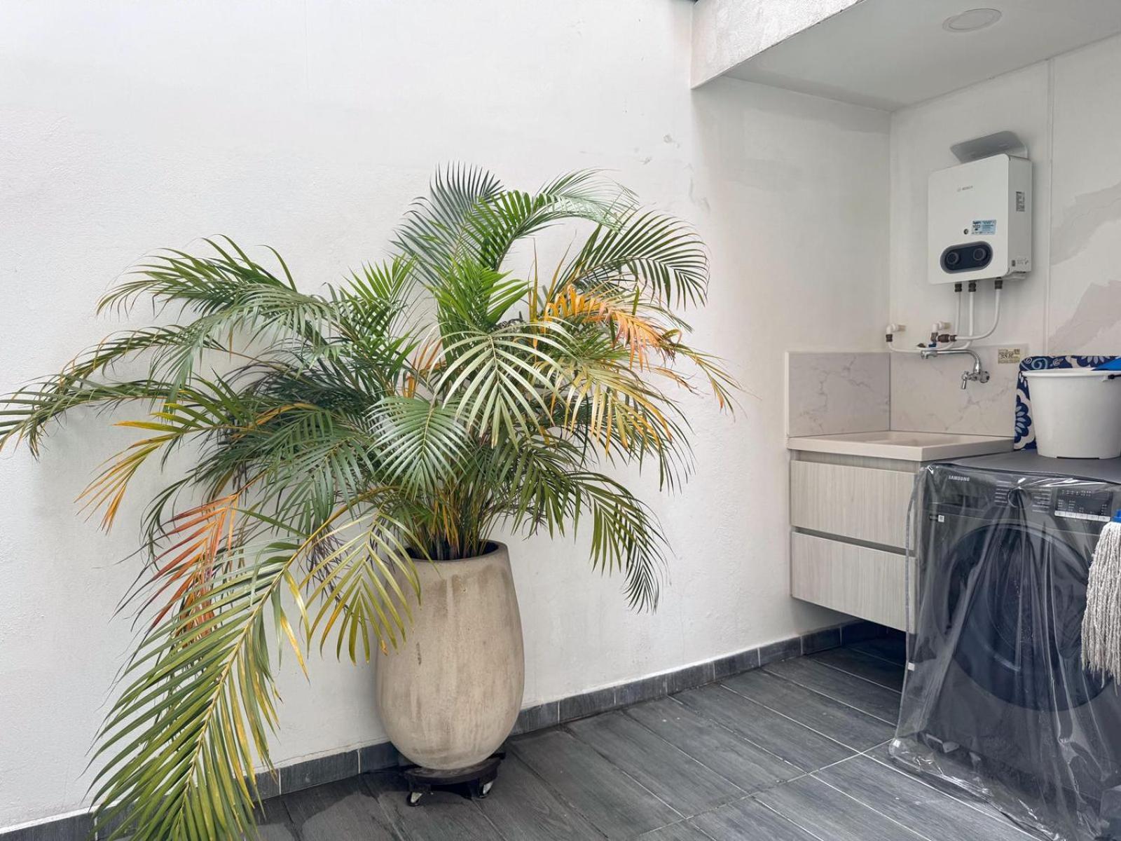Conquistadores Con Terraza Privada Apartment