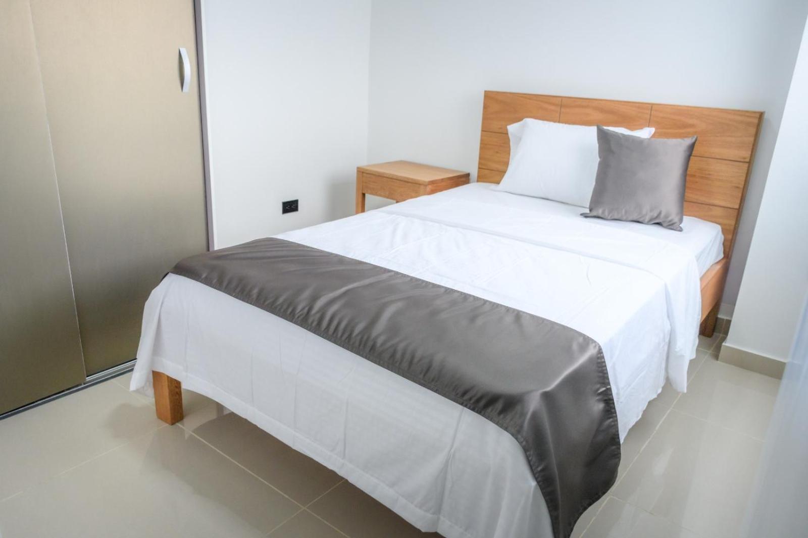 La Perla De Prado Apartamento Totalmente Nuevo * Medellin