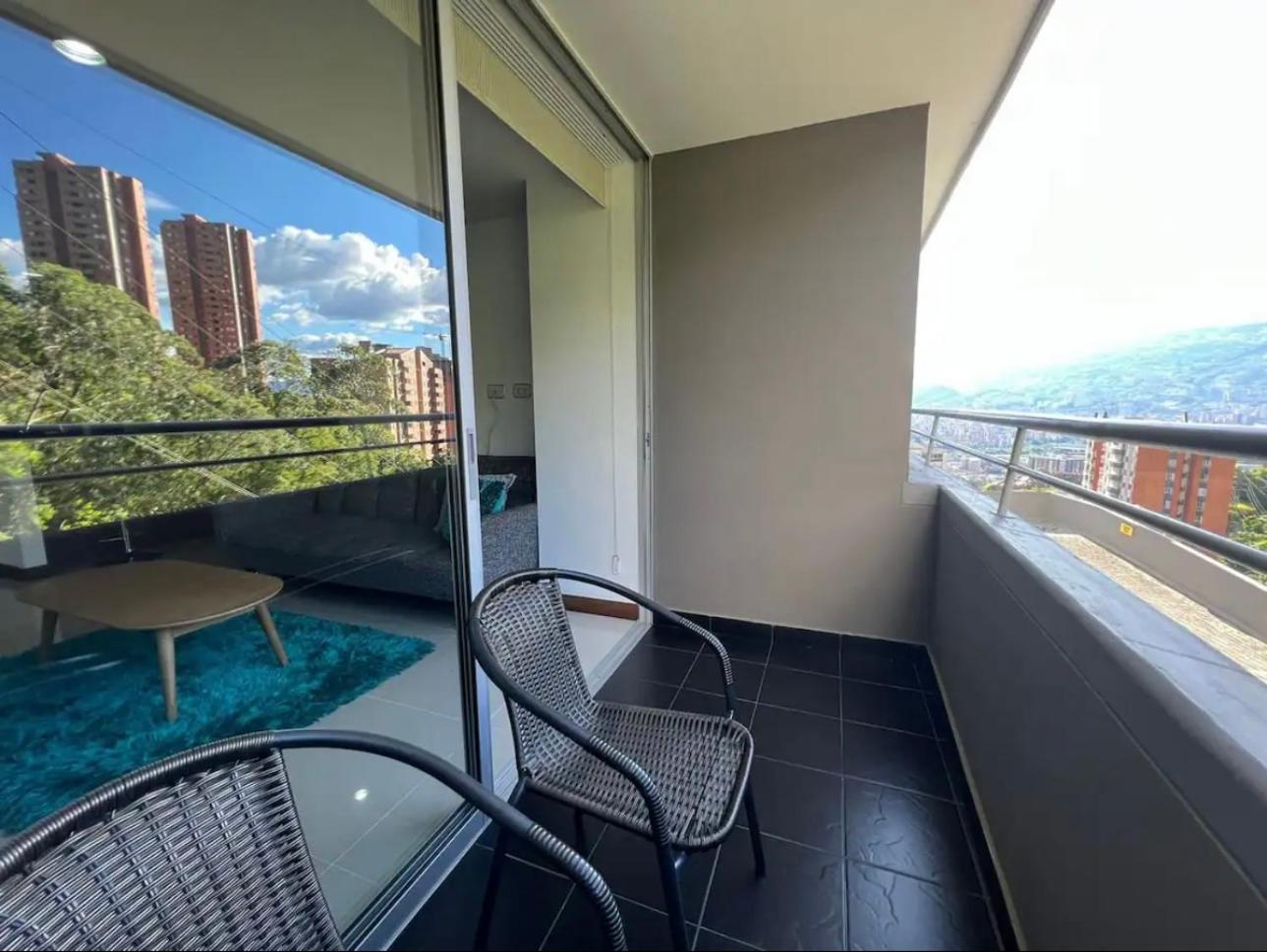 Apartment El Poblado: Elegancia Y Confort Medellin