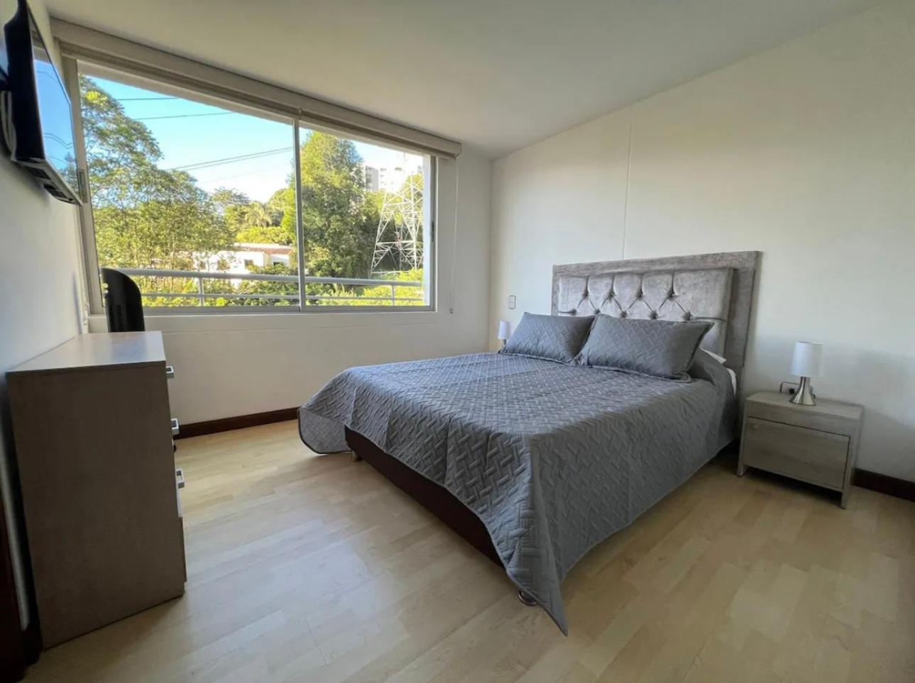 El Poblado: Elegancia Y Confort Medellin
