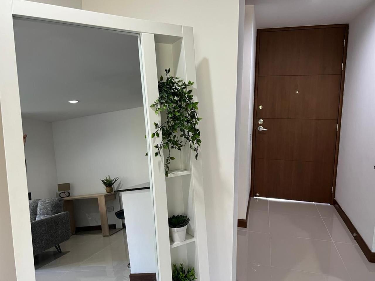 El Poblado: Elegancia Y Confort * Medellin