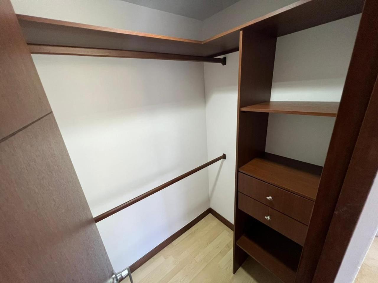 Apartment El Poblado: Elegancia Y Confort