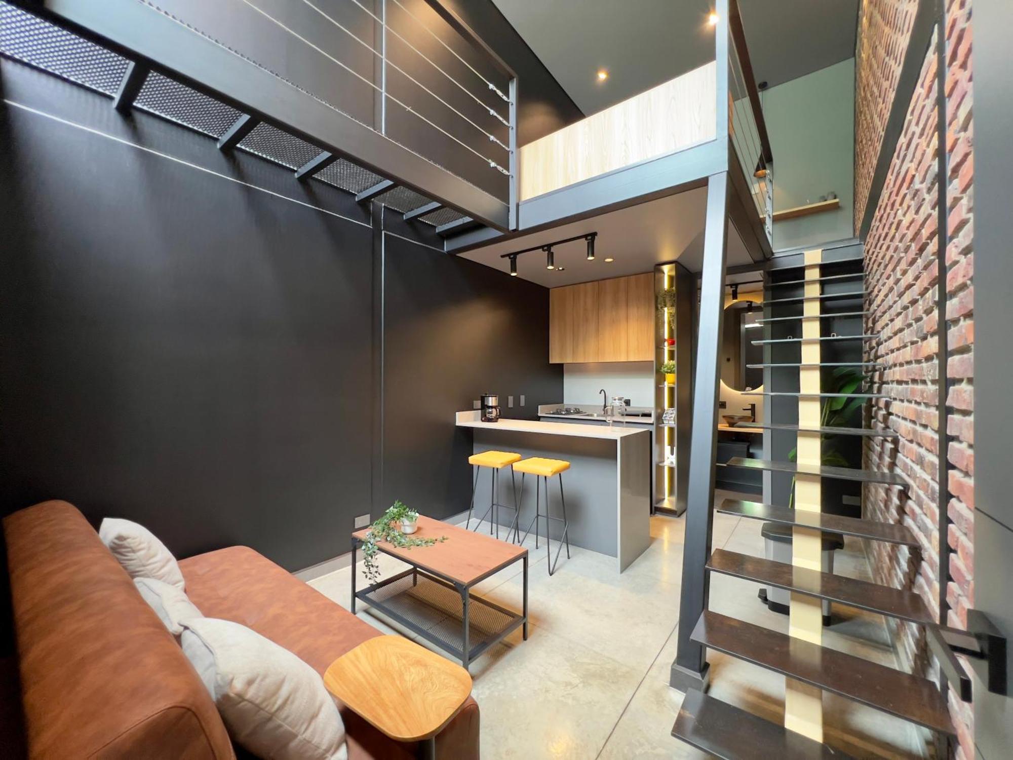 Blok Living Aparthotel *