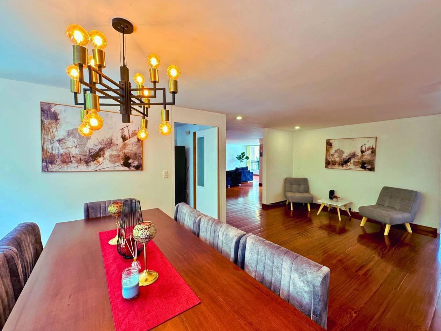 5br 2,497 Sqft Pool By El Tesoro Mall Apartment