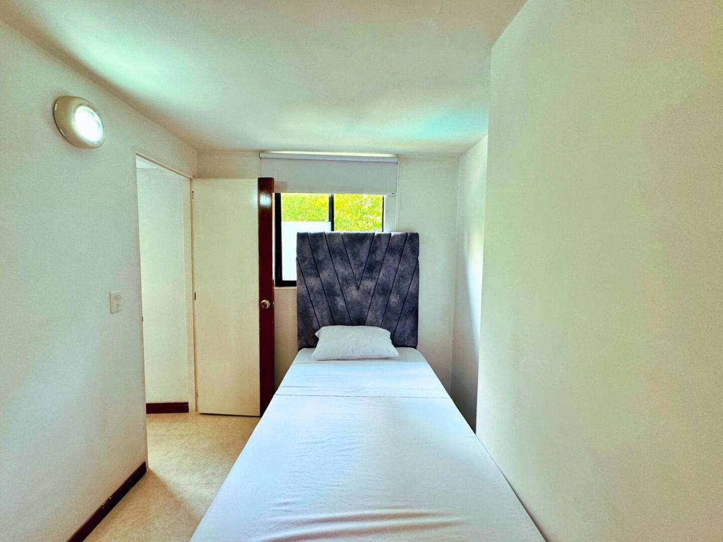 5br 2,497 Sqft Pool By El Tesoro Mall *