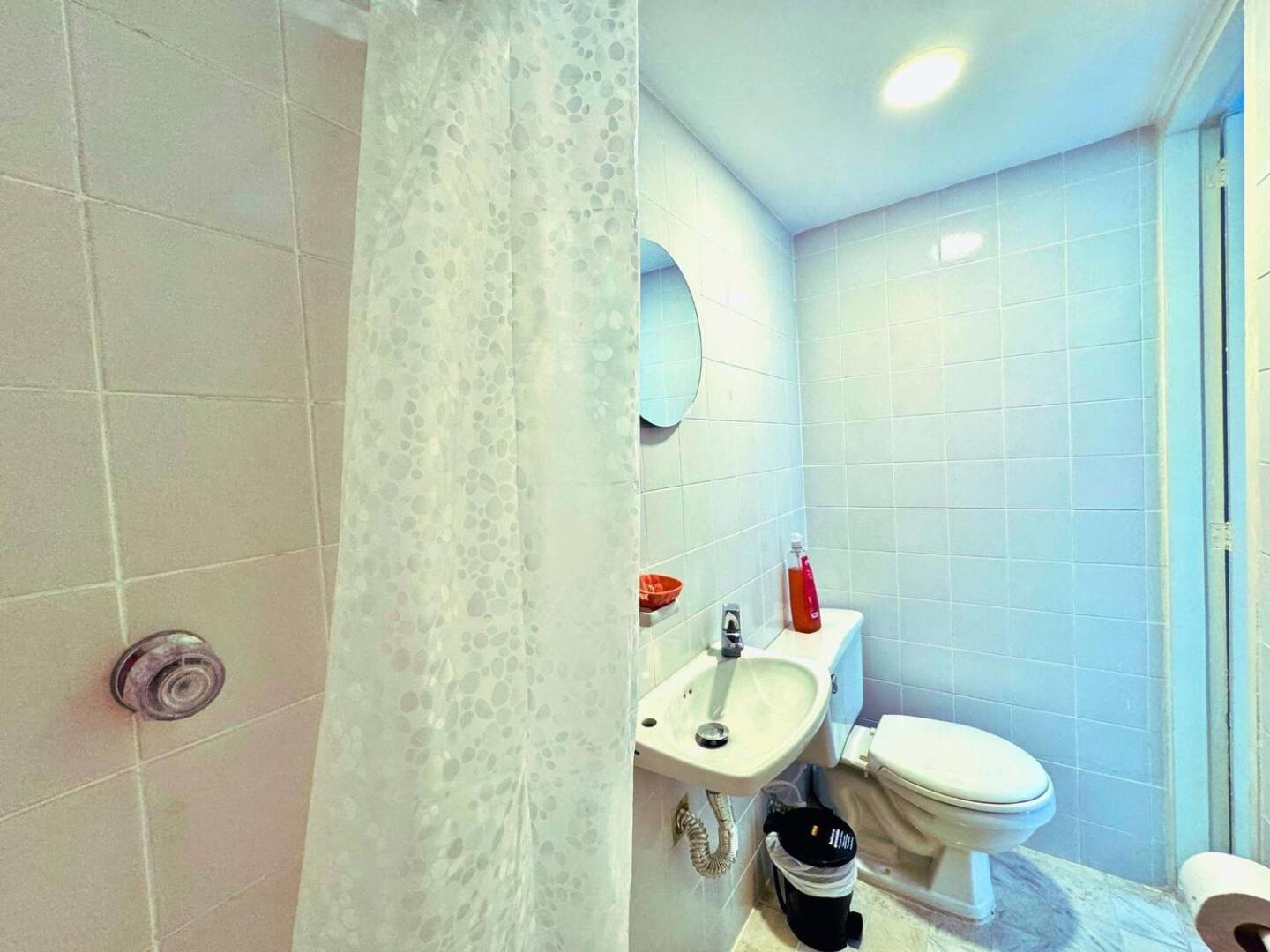 Apartment 5br 2,497 Sqft Pool By El Tesoro Mall *