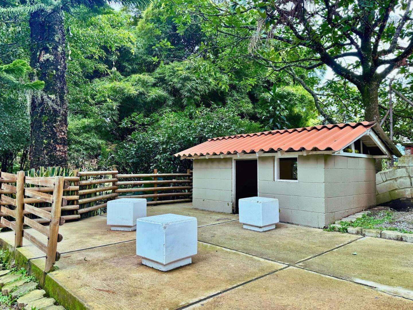 5br 2,497 Sqft Pool By El Tesoro Mall Apartment Medellin
