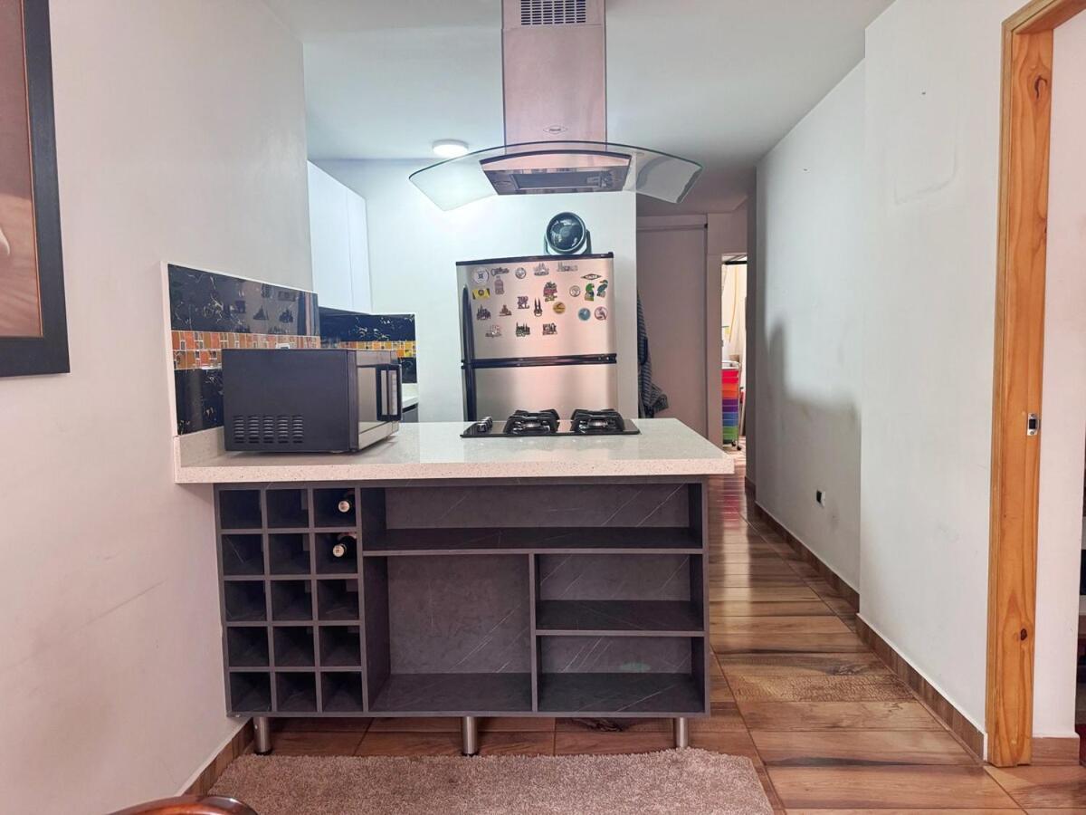 En Belen Cerca A Laureles, Wifi, Balcon Y Patio * Medellin