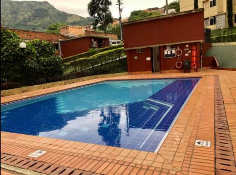 Zona Rosa De Medellin, Ubicacion Cerca De Centros Comerciales Y Tranvia Del Metro Apartment Medellin