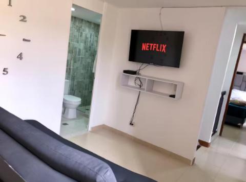 Apartment Zona Rosa De Medellin, Ubicacion Cerca De Centros Comerciales Y Tranvia Del Metro *