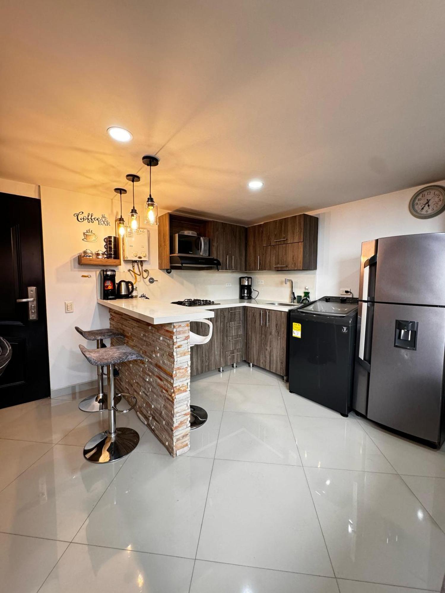 Close To Everything! Apartment Medellin