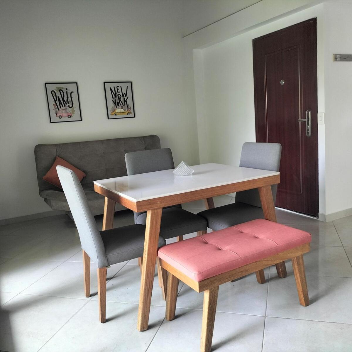 Comfortable And With Large Balcony In Belen Apartment Medellin