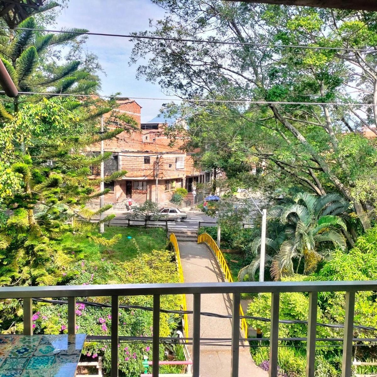 Comfortable And With Large Balcony In Belen