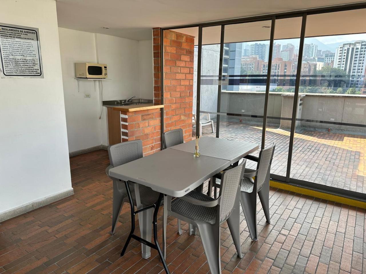 Apartment Amoblados Poblado Patio Bonito