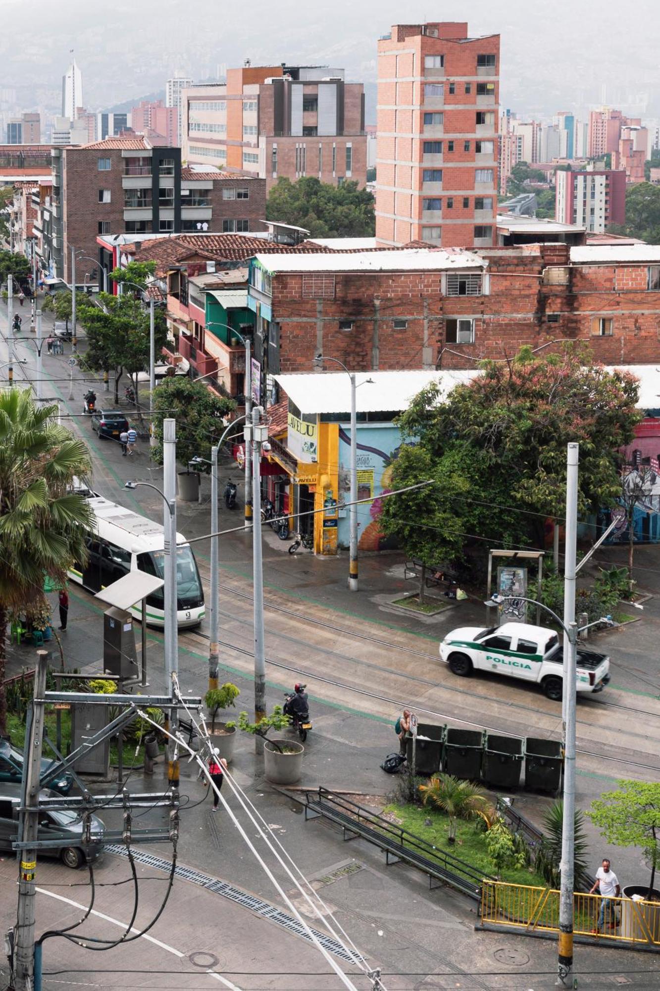 Bajo La Luna * Medellín