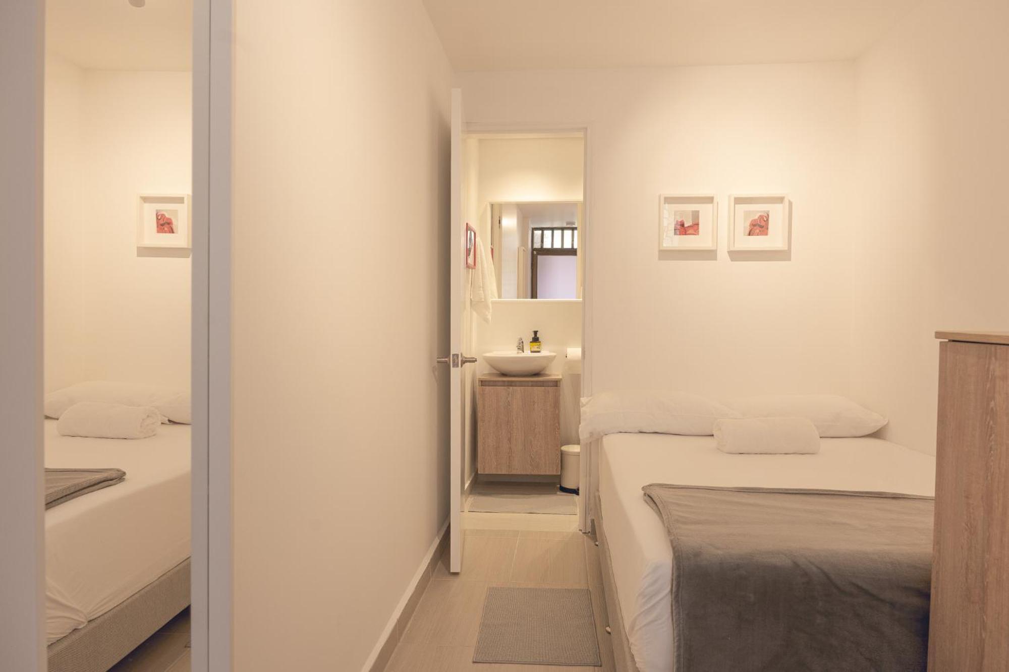 Cozy Loft In Laureles Location Medellin