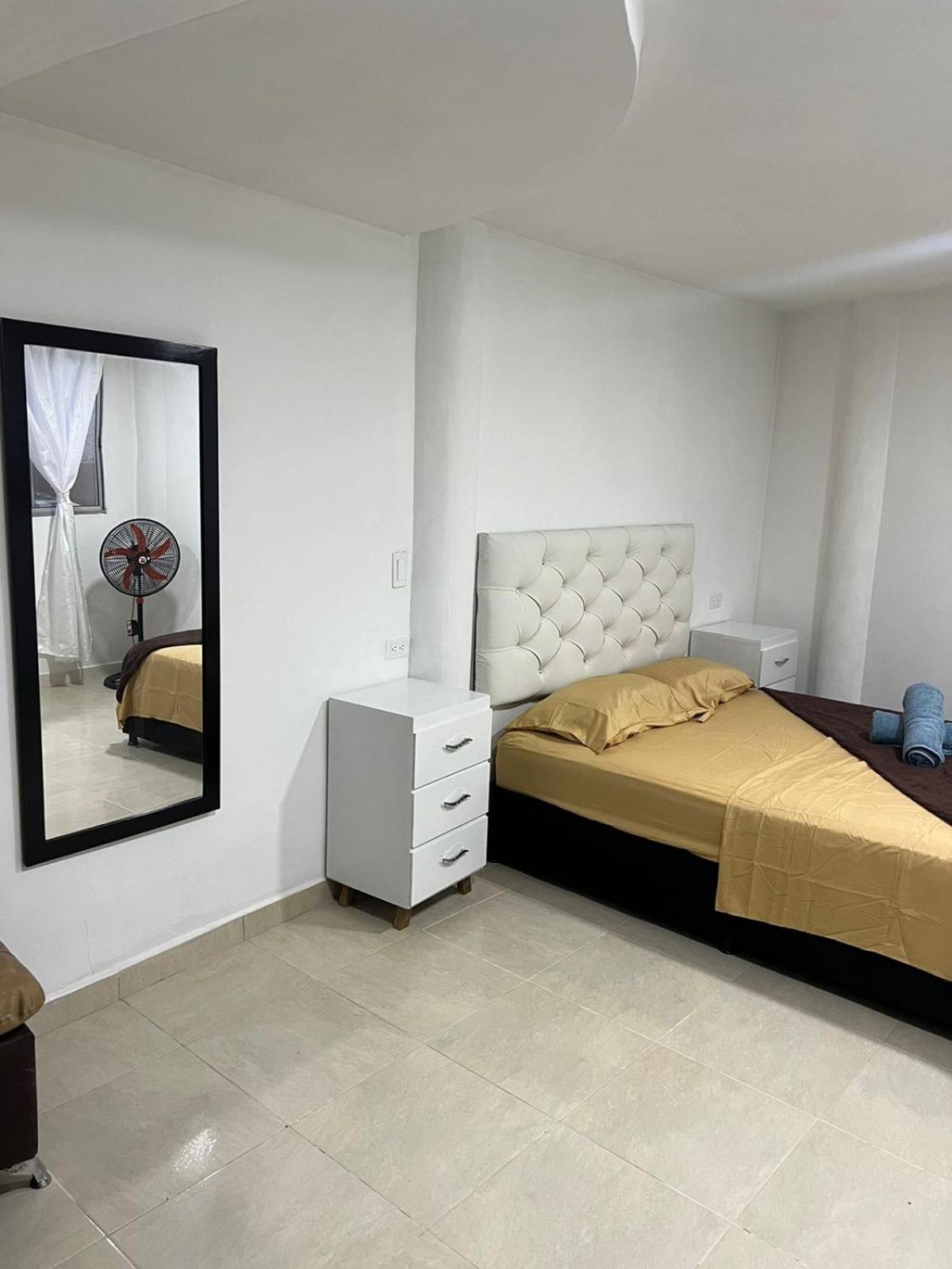 Apartment Apartamento Ideal Descubre El Graffiti De Medellin *