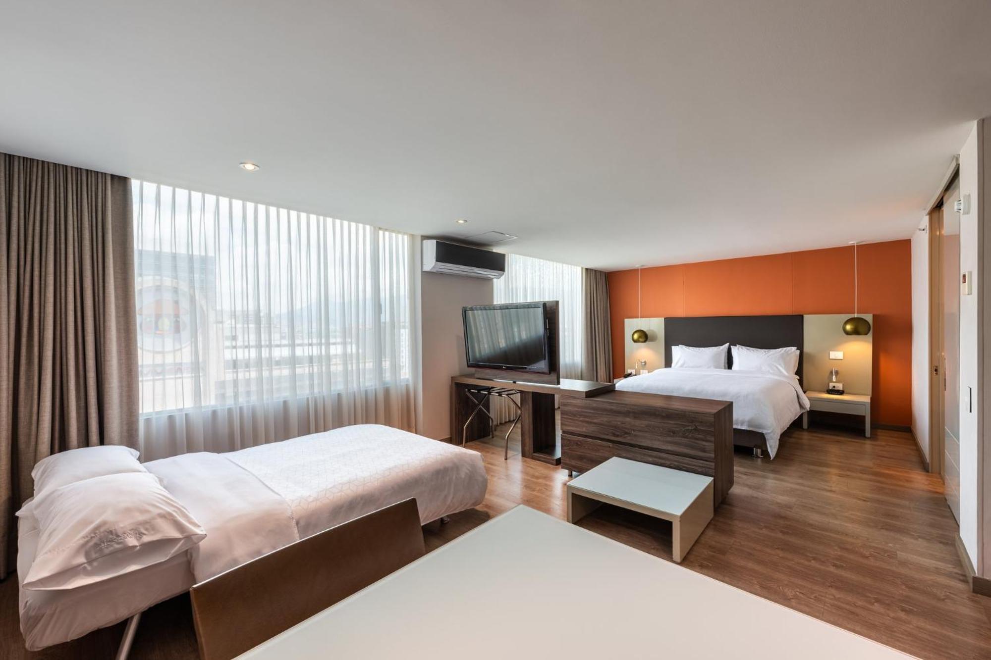 Express & By Ihg 4* Medellín