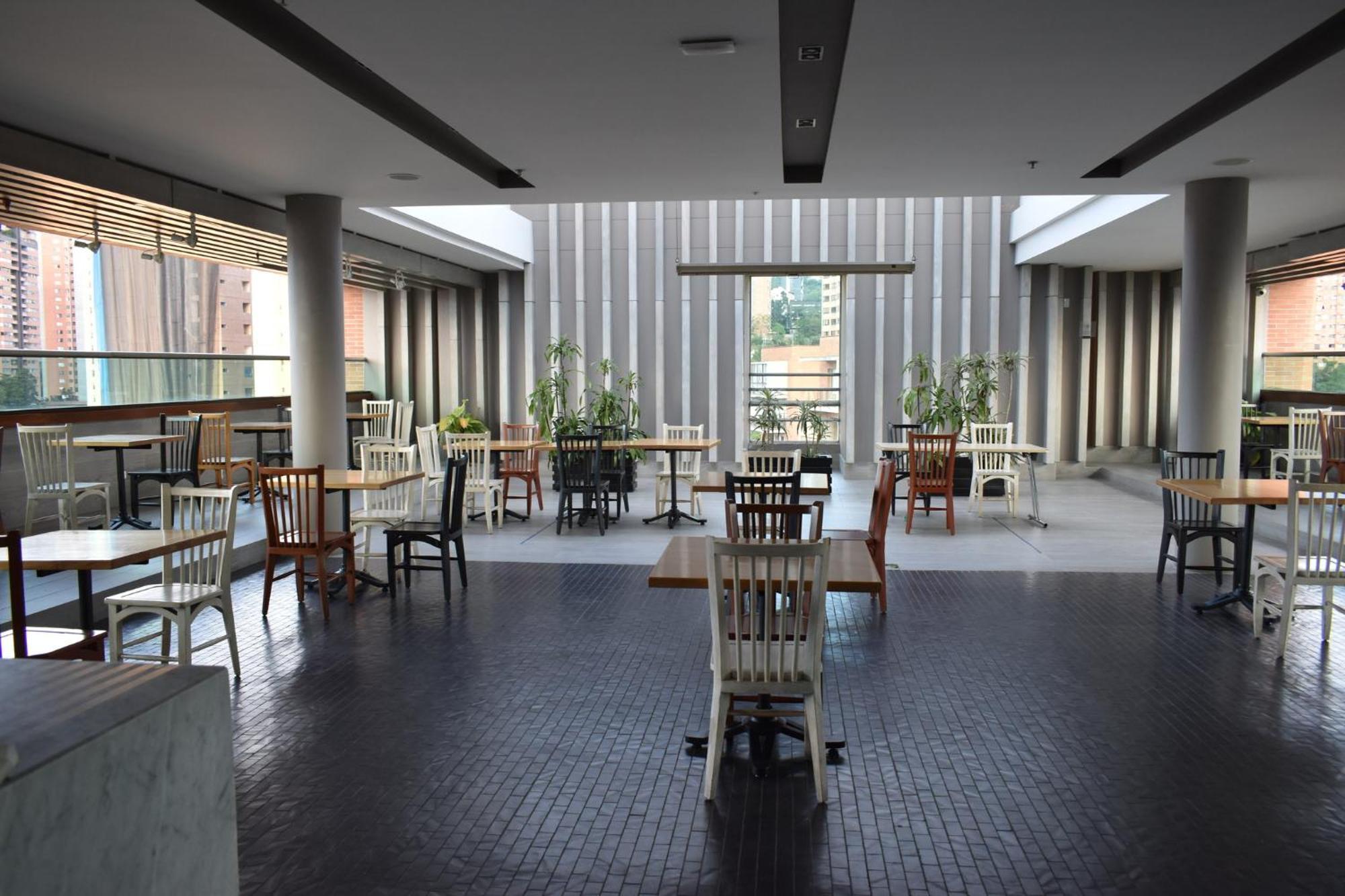 Express & By Ihg Hotel 4*