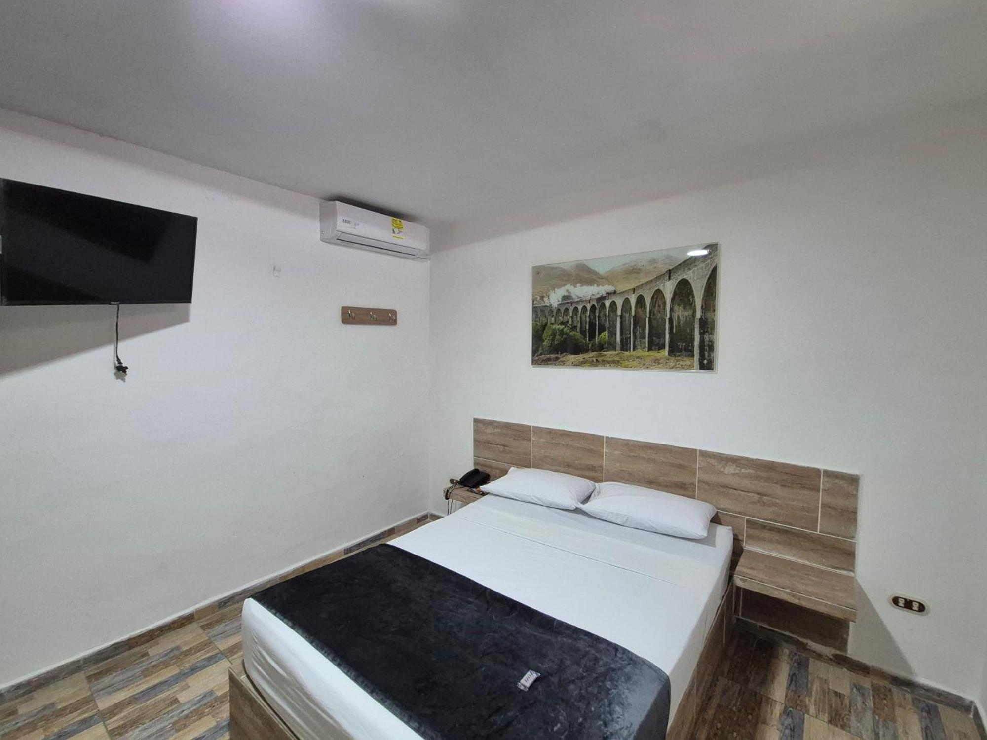 Hotel Brisas Medellin