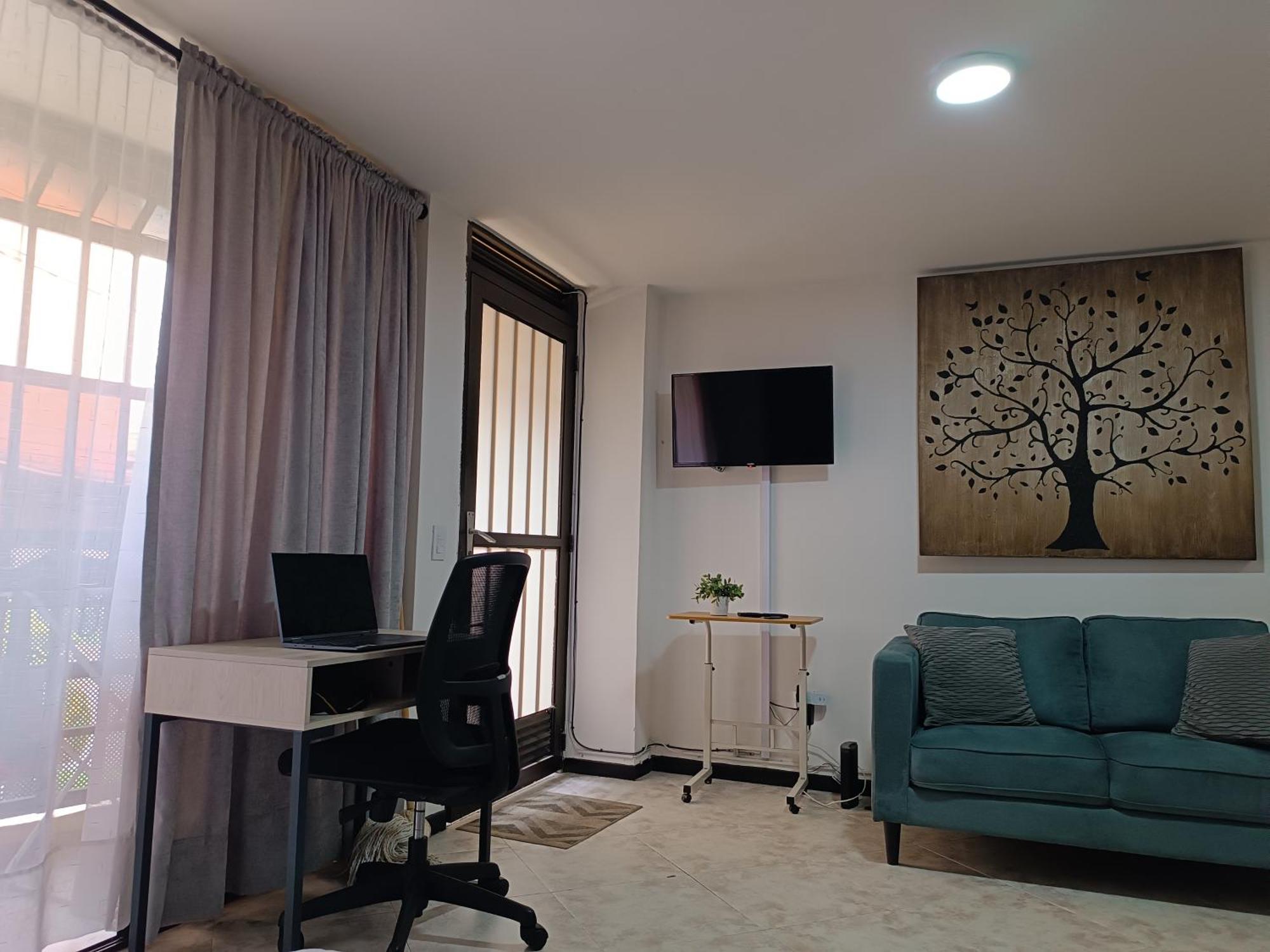 Apartment Acogedor Ubicado En Laureles *