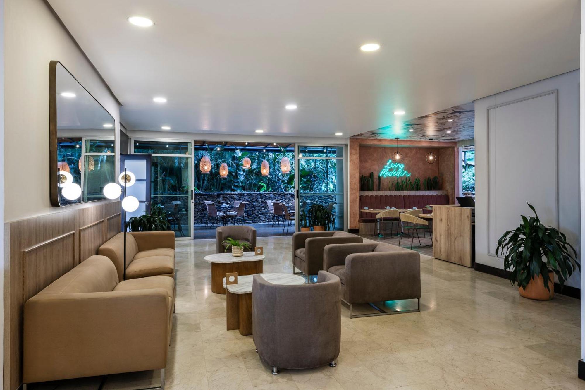 Poblado Alejandria By Housy Host 4* Medellin