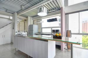 Astorga Lofts - 1 Bedroom With Unique Design, 30 Day Only! Apartment *