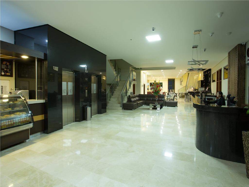 Dorado La 70 Medellin