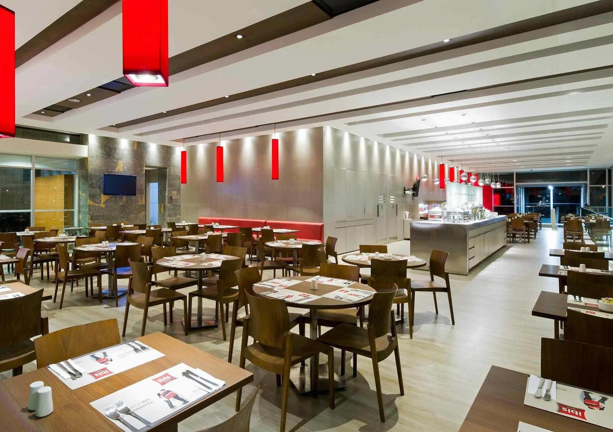 Ibis 3* Medellin