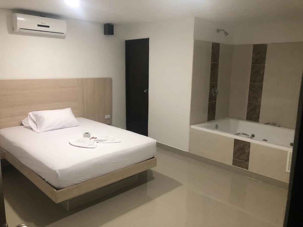 Luxton 3* Medellin
