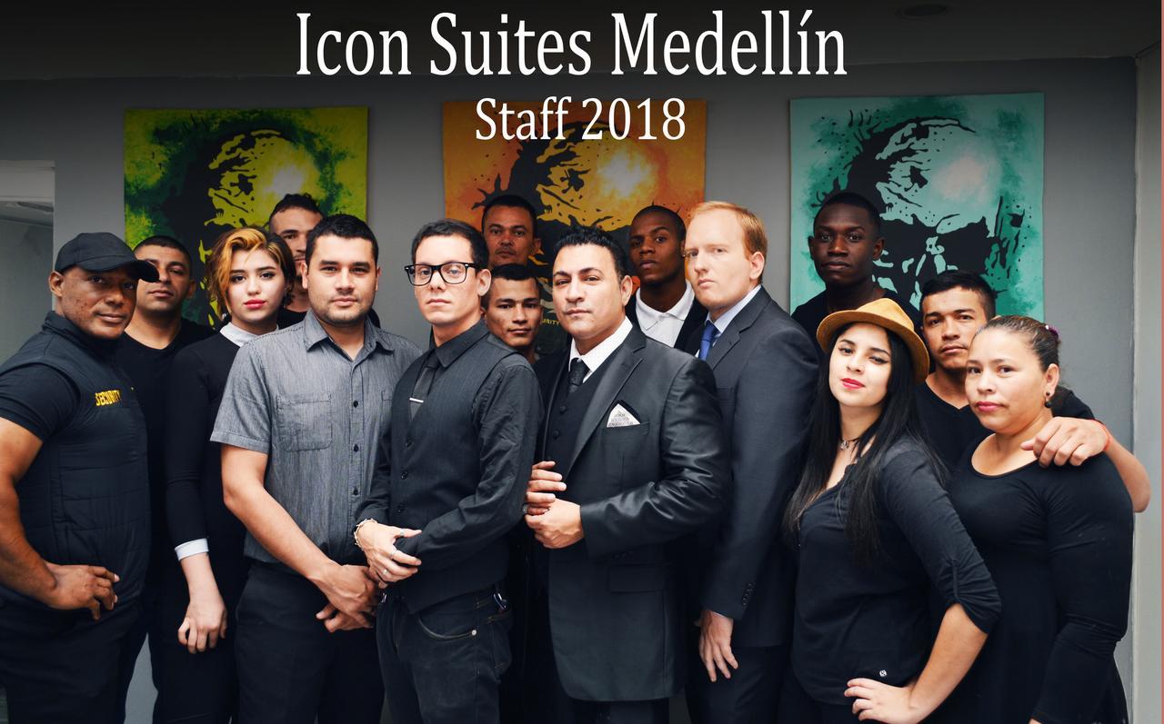 Icon Suites Apartment *