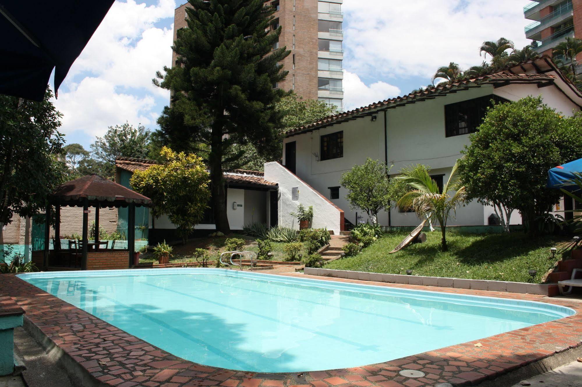 Hotel Premium Real Medellin