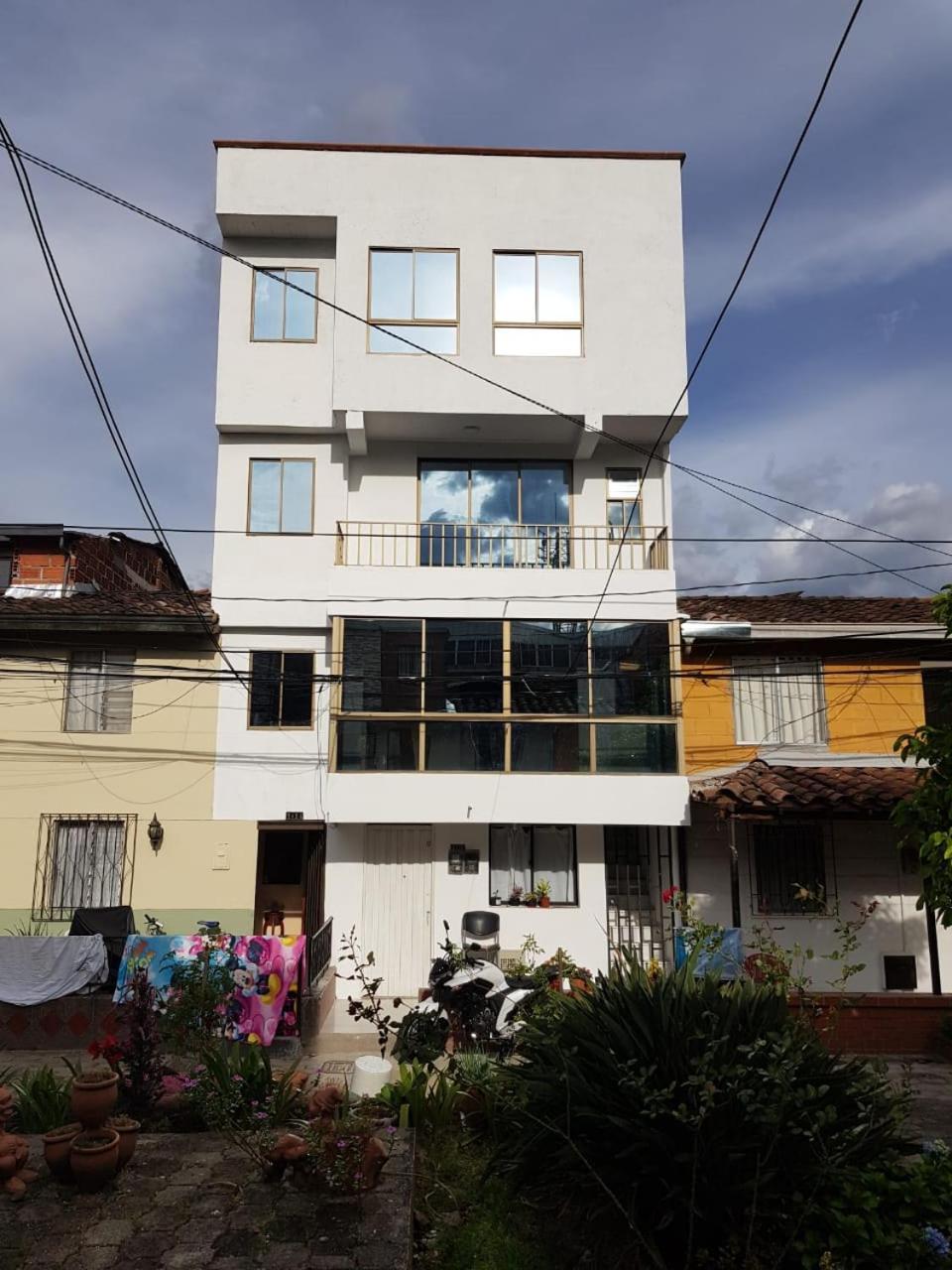 Casa Cristo Rey * Medellín
