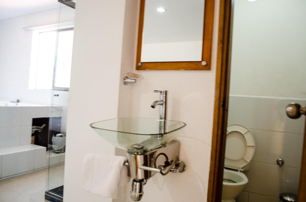 Hotel Acropolis Medellin