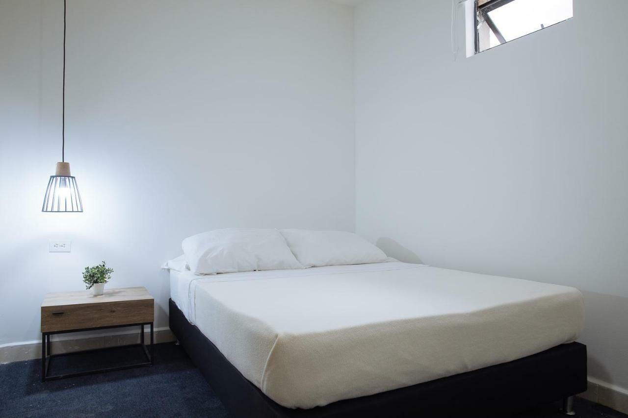 Apartamento Lleras Apartment *