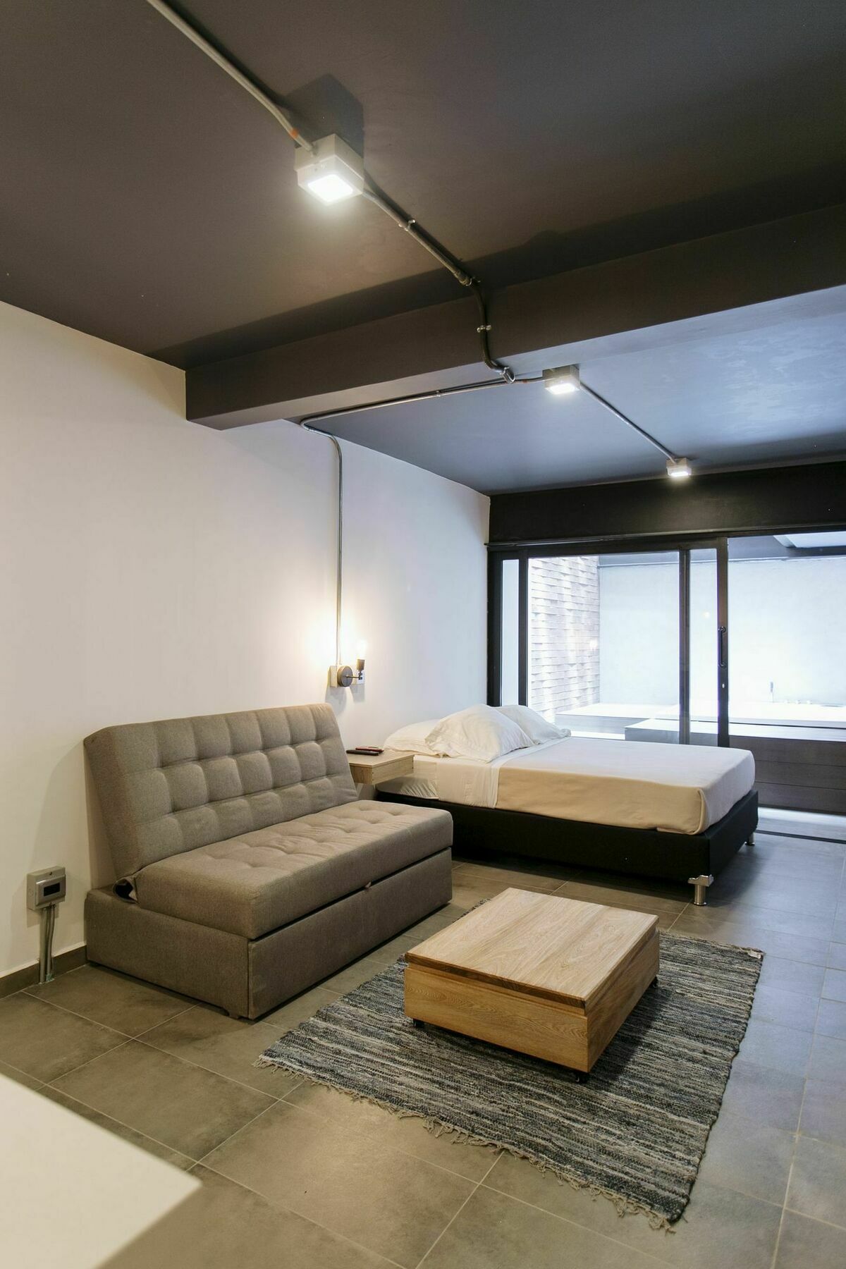 Aparthotel Soy Local Provenza 3*