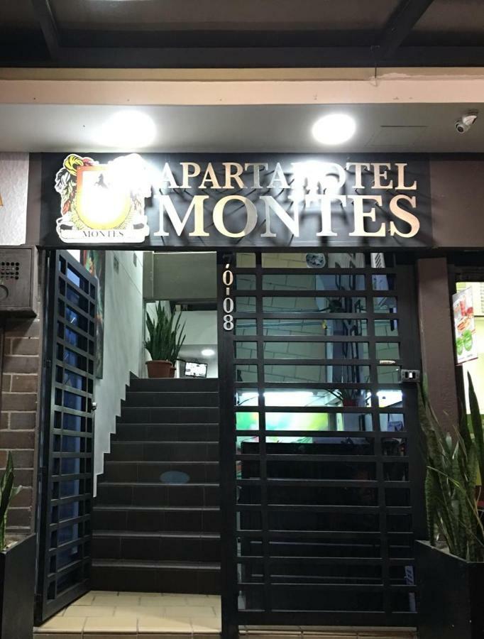 Aparta Montes La 70