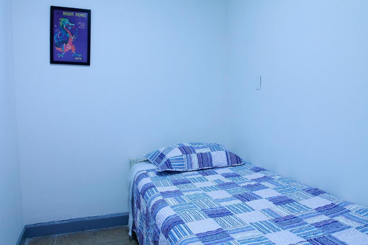 Casa Tuvia Parque * Medellin