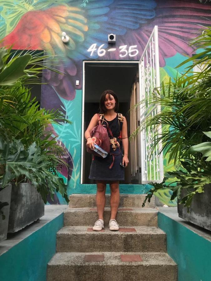 Gaston Coliving * Medellin