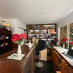 Hostal Casa Las Tias