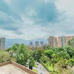 New! Homey Loft El Tesoro-Fast Wifi