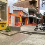 Apartamento Acogedor Barrio La Floresta Medellin