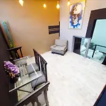 Urban 8 Bedrooms Apartment At Poblado